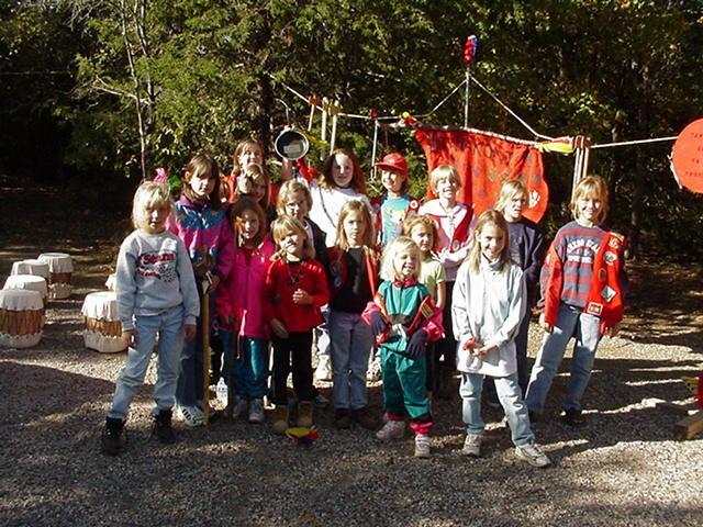 Tawakoni tribe with cooking trophy.JPG